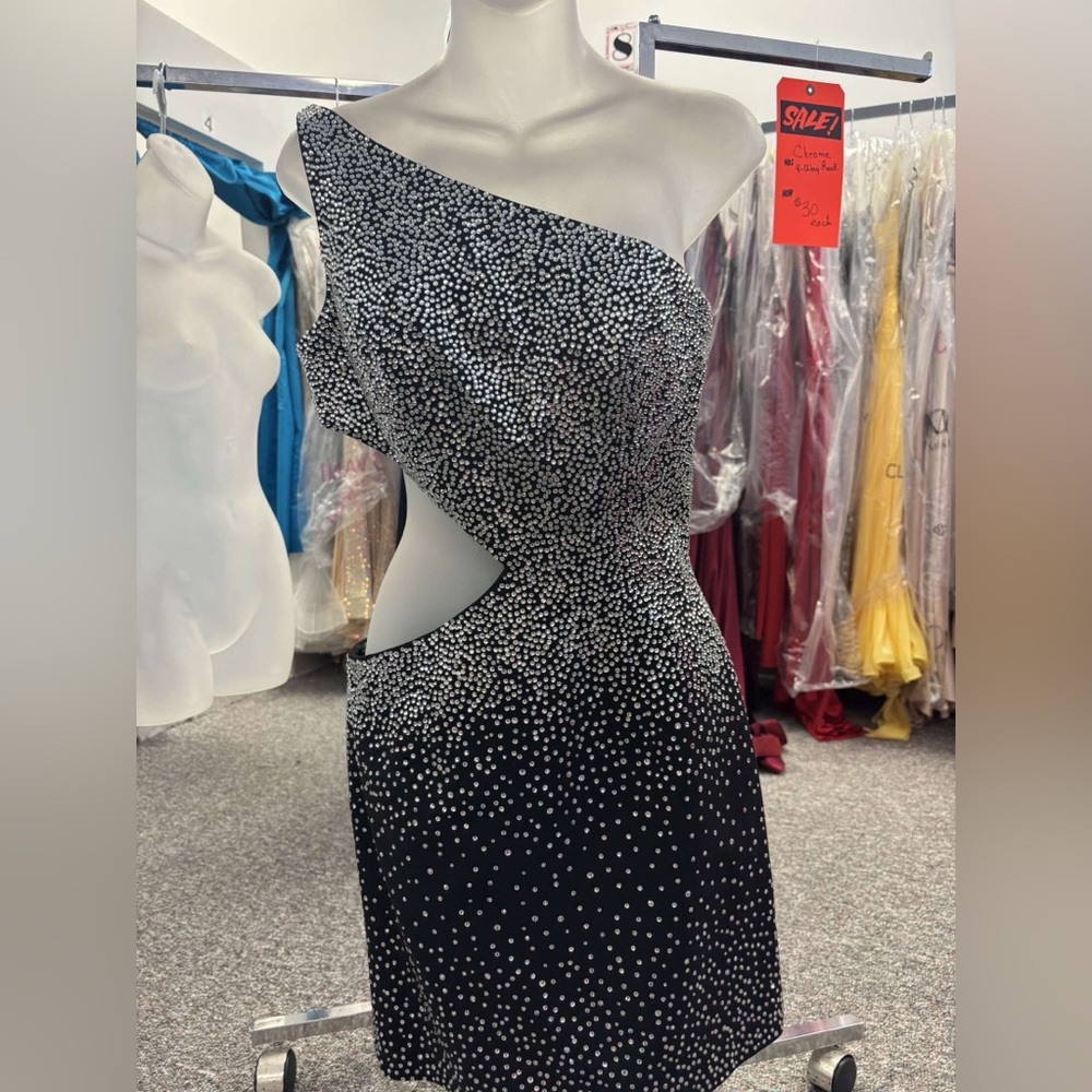 Sherri Hill 55319 black and silver size 6